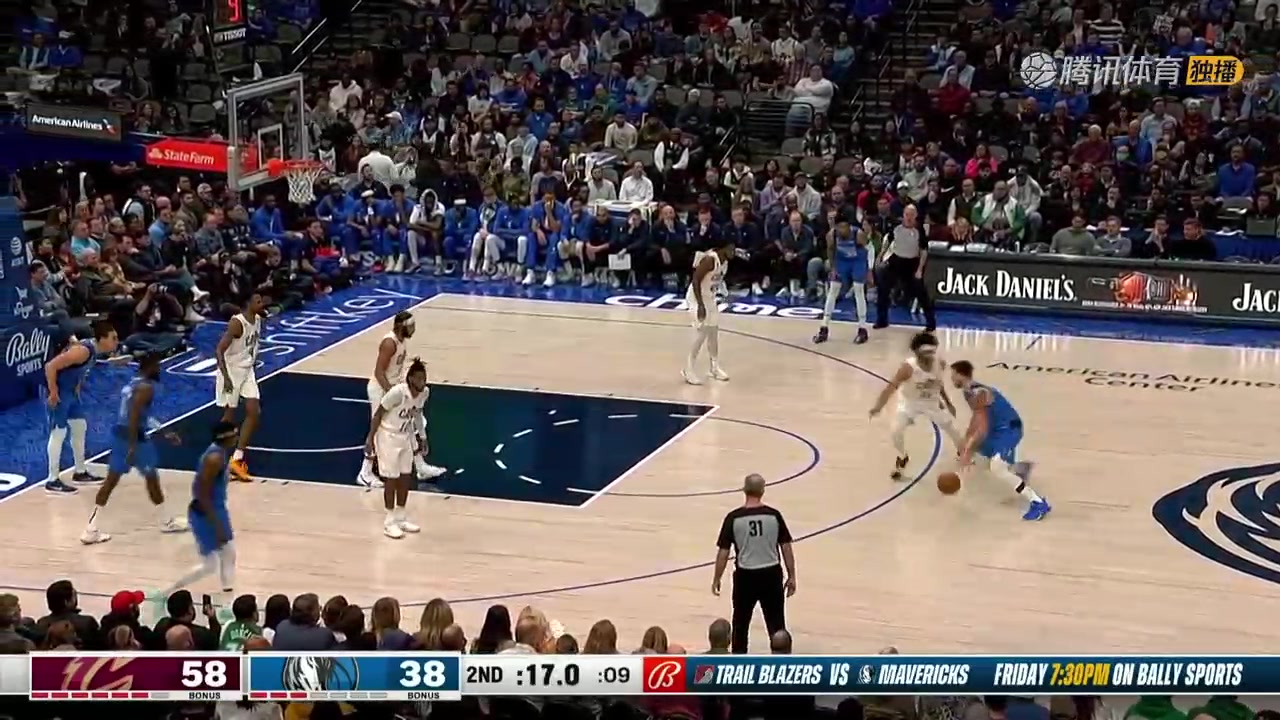 魔術(shù)師附體！東契奇神仙不看人背傳 畢竟周最佳助攻TOP10！